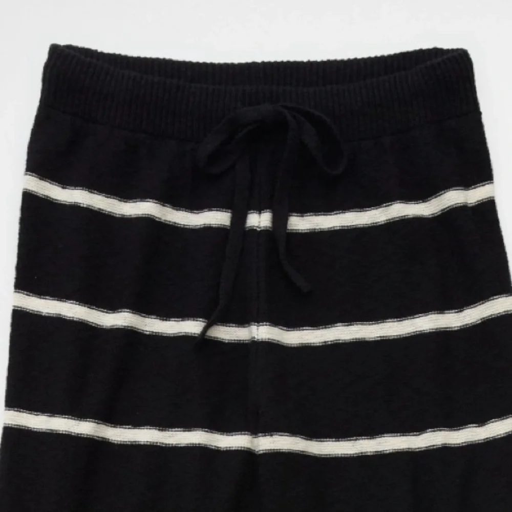 Sweater Knit Pants Straight Leg Baggy Soft New With Tags Favorite Winter Pants - Picture 5 of 7